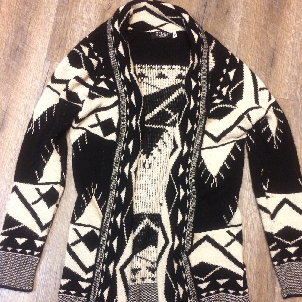 Aztec tribal open cardigan sweater small black